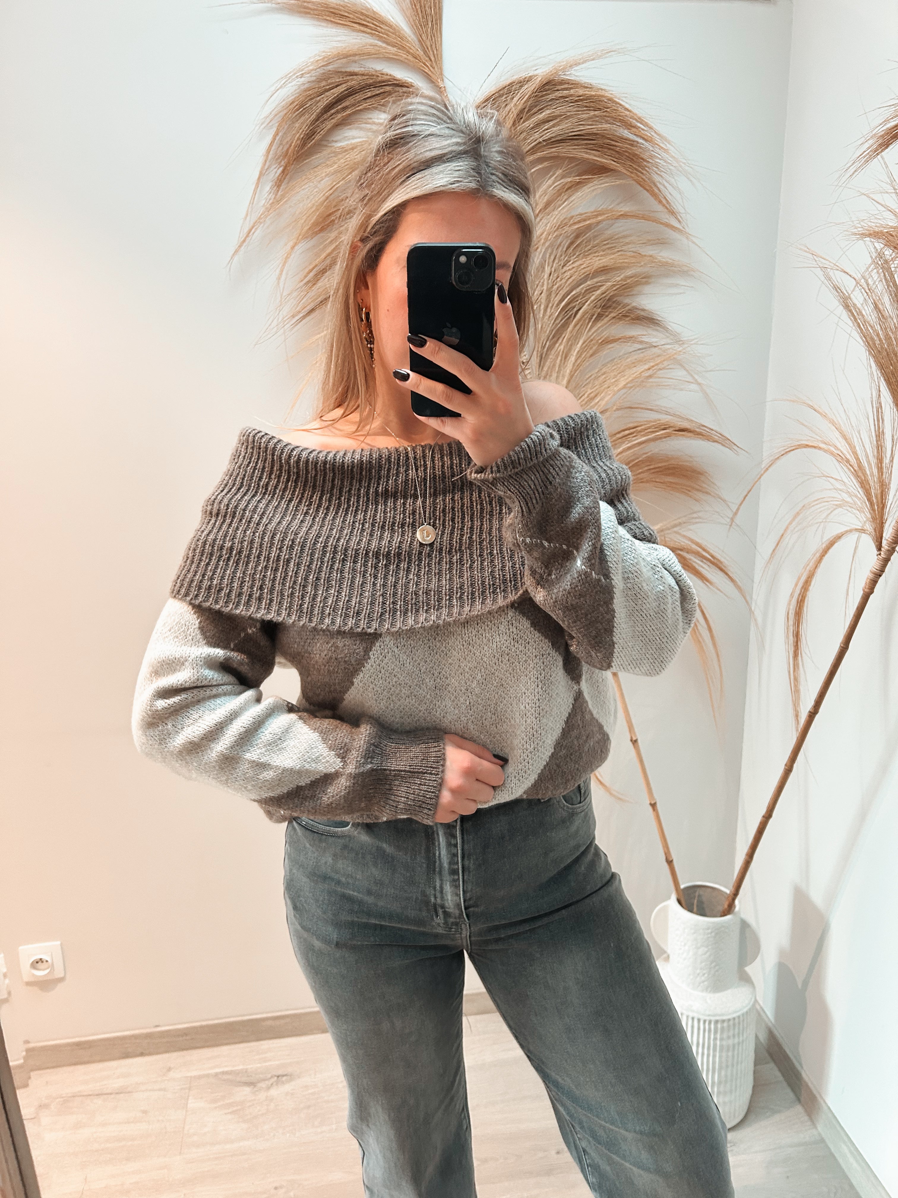 Bowie off-shoulder sweater - taupe