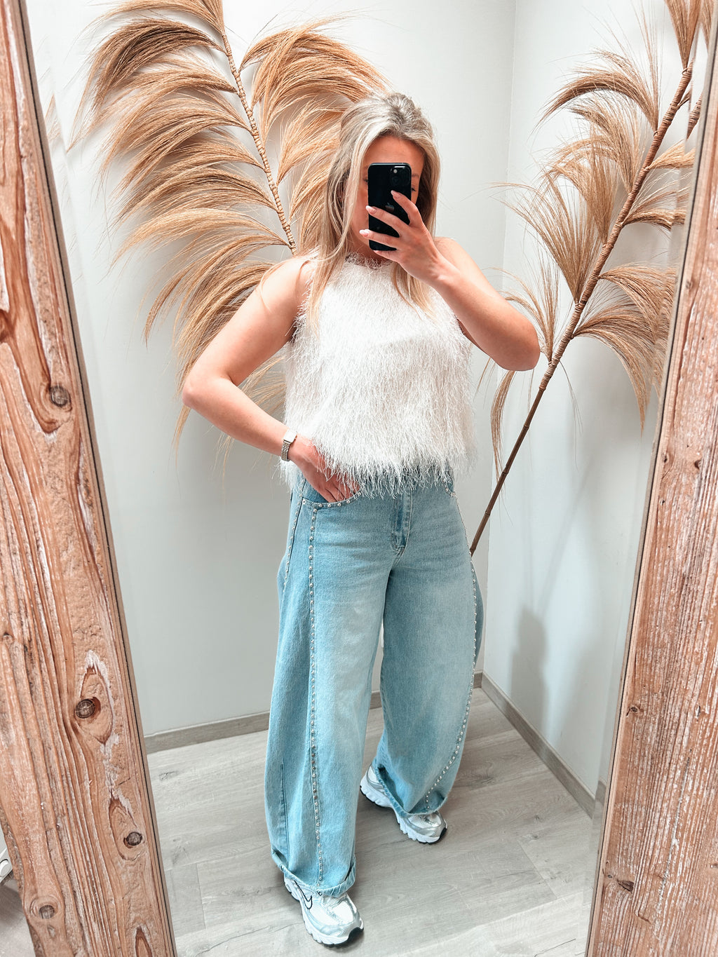 Furry top