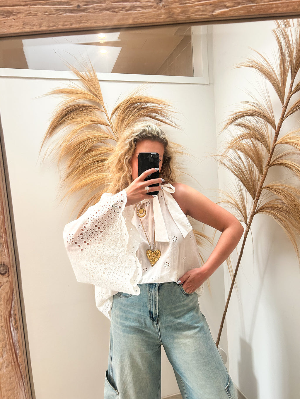 Allie sleeveless blouse