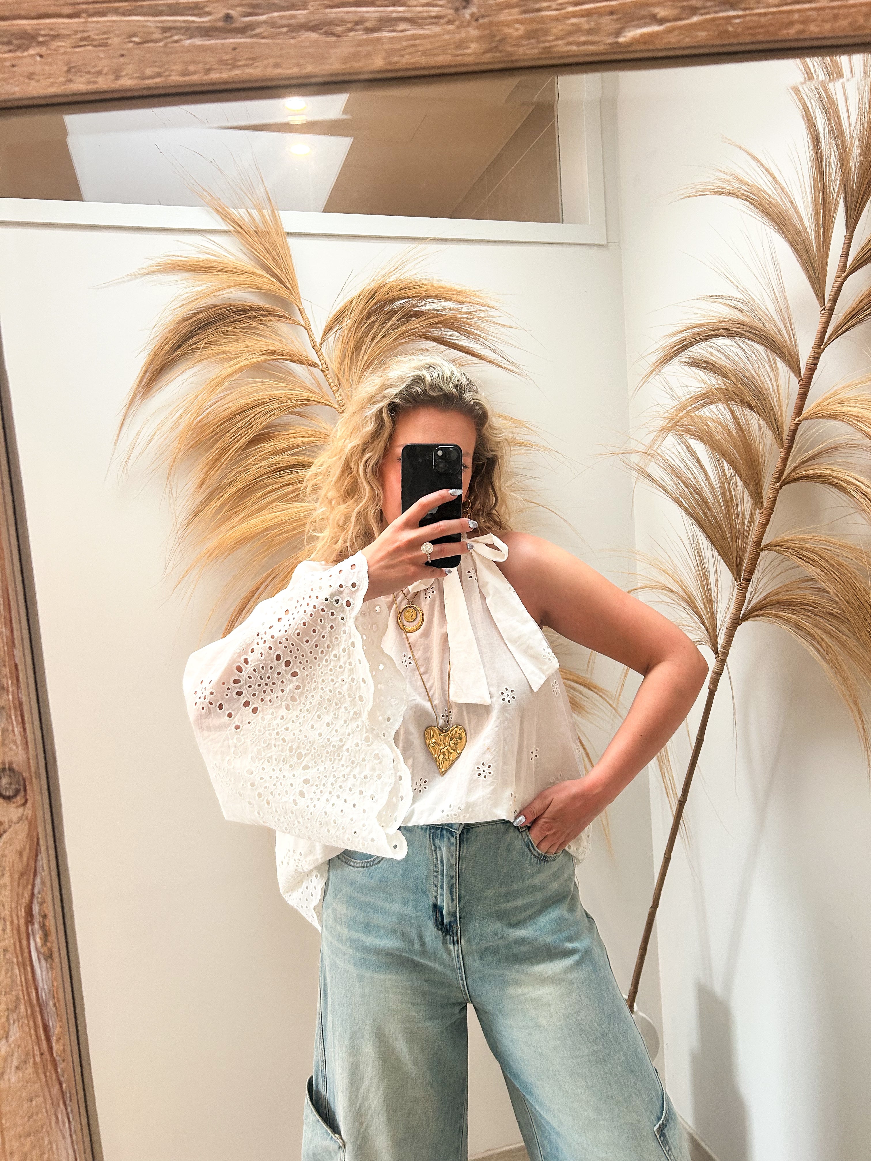 Allie sleeveless blouse