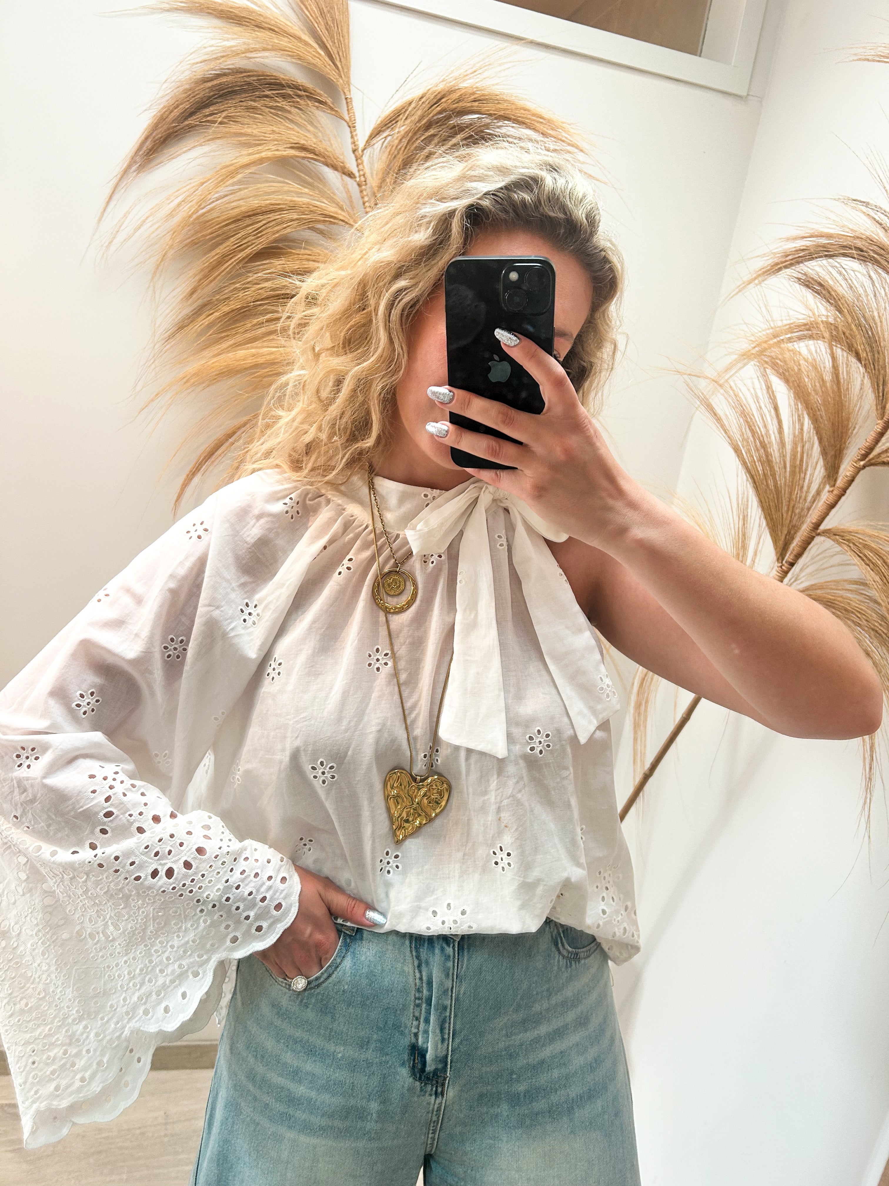 Allie sleeveless blouse