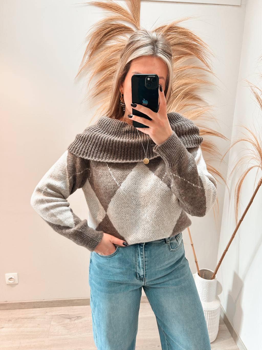 Bowie off-shoulder sweater - taupe